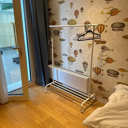 Bed & Breakfast Modern With Sauna, Fireplace & View