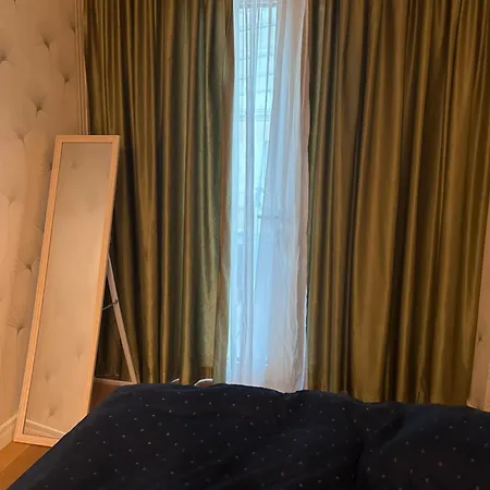 Modern With Sauna, Fireplace & View Bed & Breakfast *